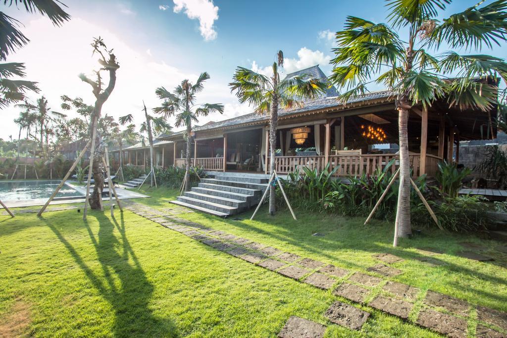 Marika Sawah Villa